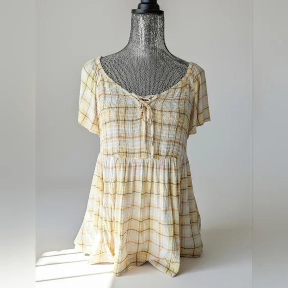 Torrid Top Size 0x - Picture 1 of 2